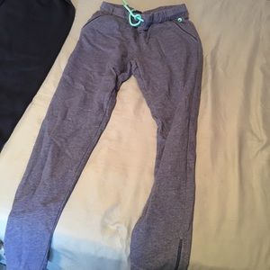 Vineyard vine sweatpants